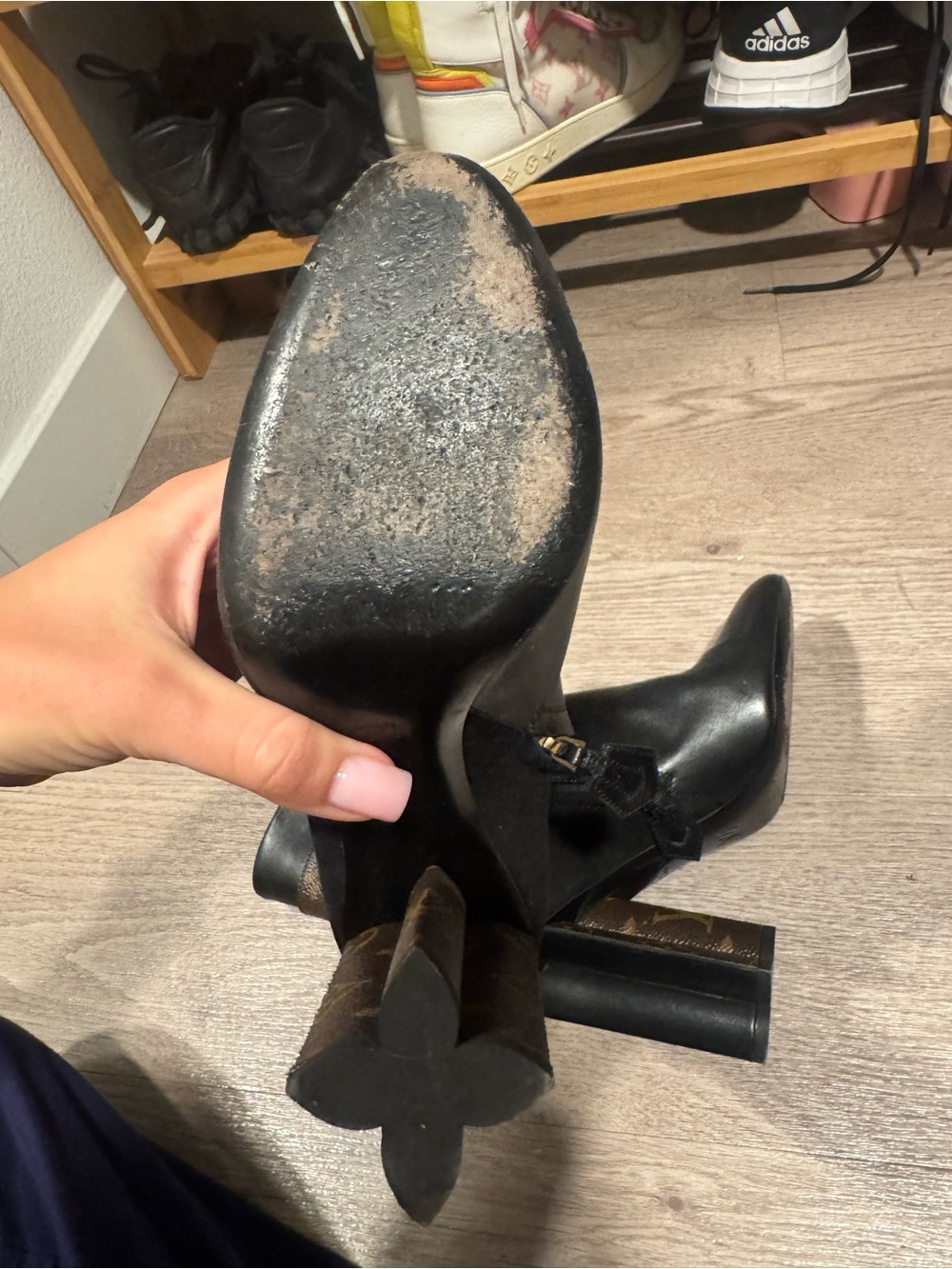 Authentic Louis Vuitton Black Leather Women's Ankle Boot with Monogram Accent - Picture 4 of 6